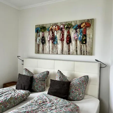 Ferienhaus-sliminde-by-seeblick-ferien-direkte-wasserlage-e-ladesaeule-sauna *